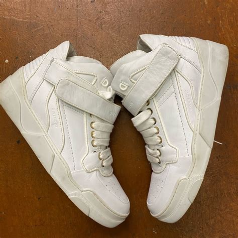 givenchy tyson sizing